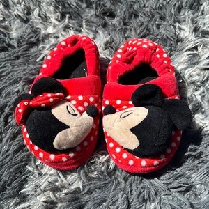 Kids slippers
